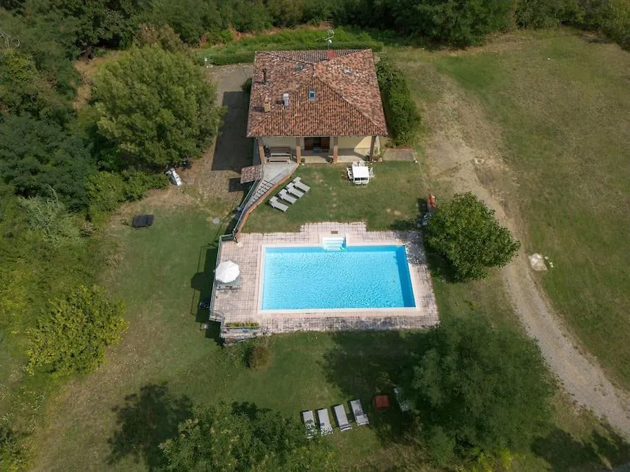 Appartamento Casolara: Ospitalita Su Misura Castello di Serravalle Italia