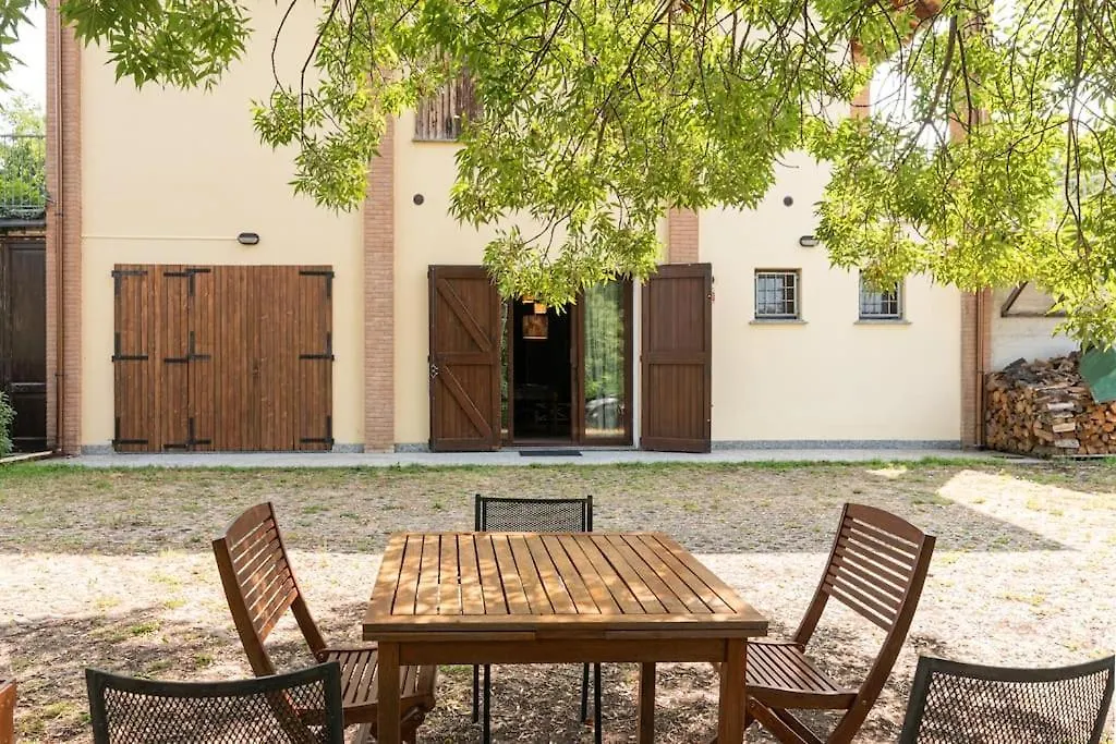 Appartamento Casolara: Ospitalita Su Misura Castello di Serravalle
