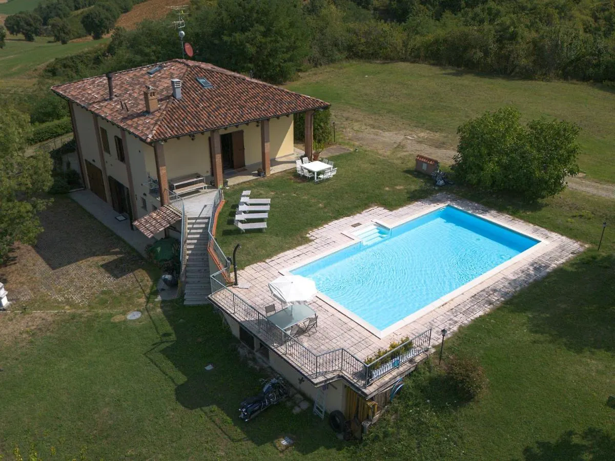 Appartamento Casolara: Ospitalita Su Misura Castello di Serravalle 0*,  Italia